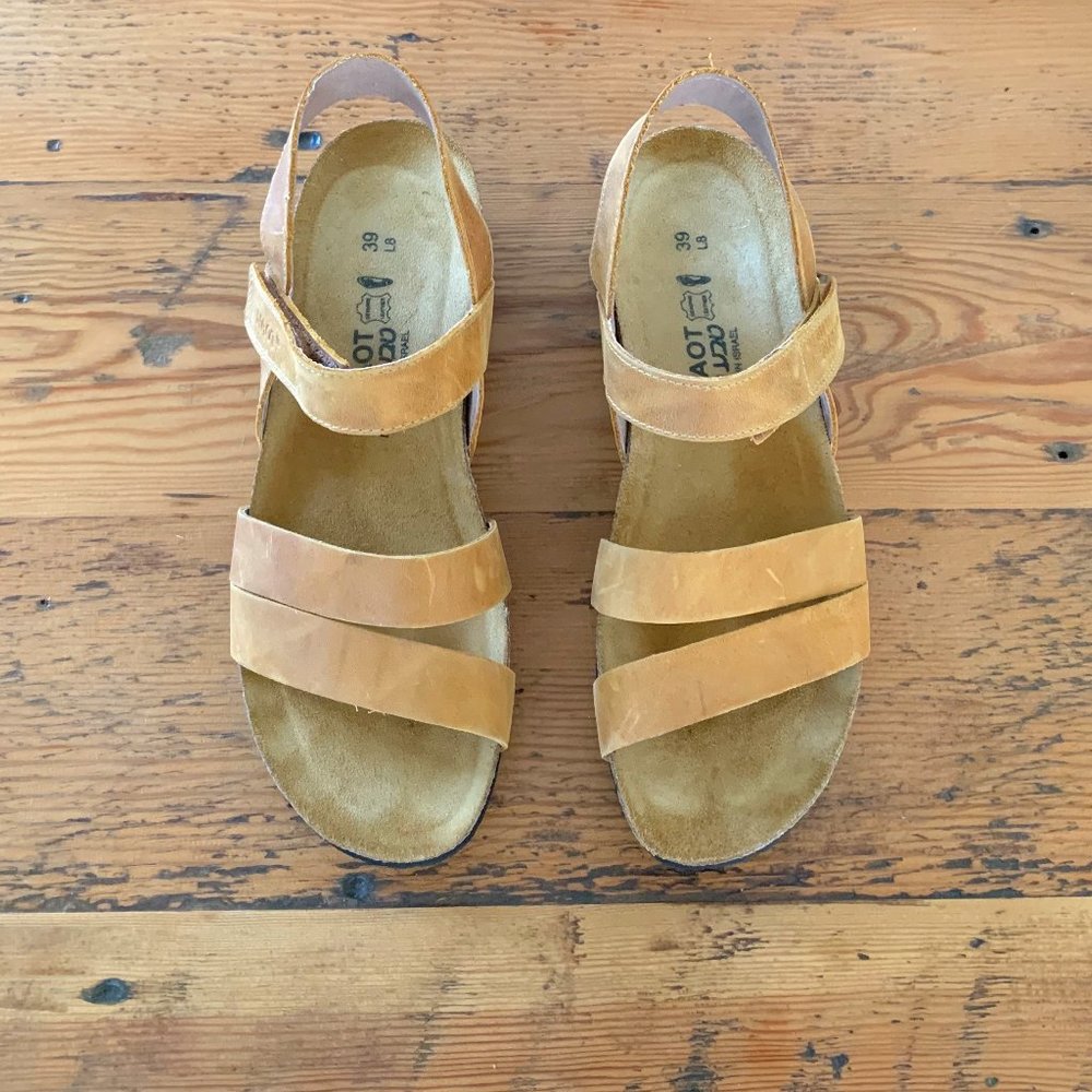 NAOT Kayla 7086 Sandal - Oily Dune Nubuck